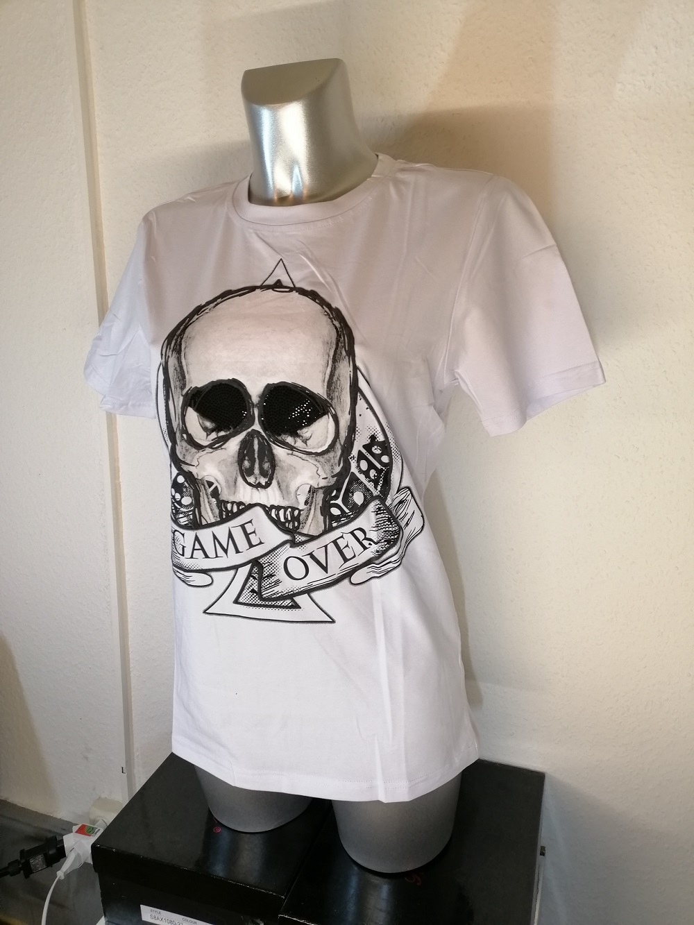 Totenkopf T-Shirts Skull Weiss & Schwarz - New Shopping.ch